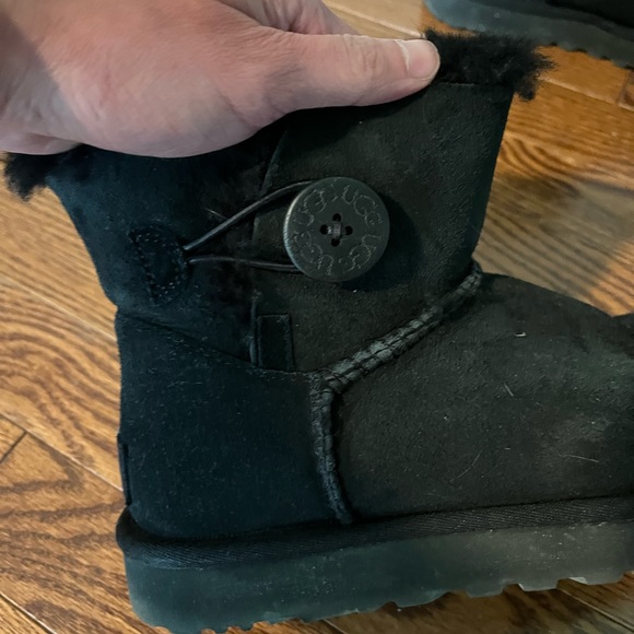 Uggs Bailey Button Mini Boot in Black - Picture 2 of 3